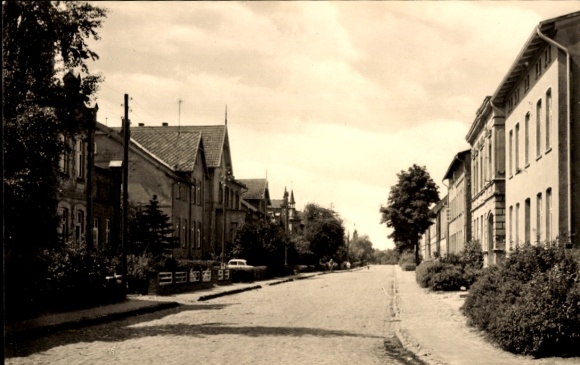 Postcard Bützow in Mecklenburg, Gartenstraße