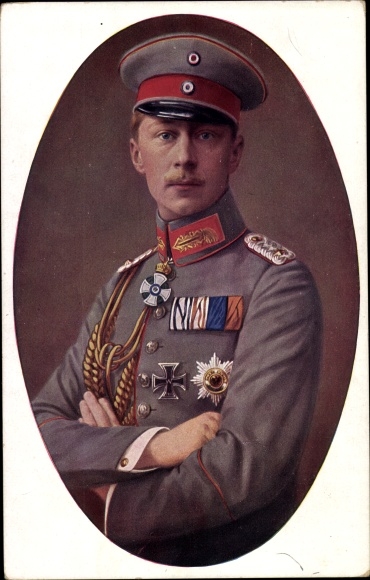 Postcard Crown Prince Wilhelm, portrait in uniform, Iron Cross
