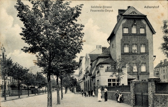 Postcard Berlin Treptow Adlershof, Fire Department Depot Selchow Street