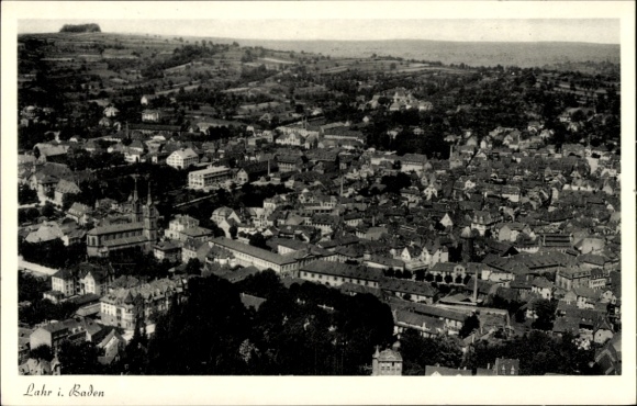 Ak Lahr im Schwarzwald, Blick über die Stadt mit Kirche