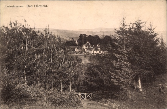 Postcard Bad Hersfeld in Hesse, Lullus fountain, forest landscape