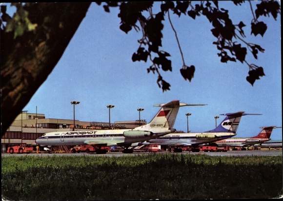 PC Schönefeld, airport, Interflug, passenger planes on the ground, Aeroflot