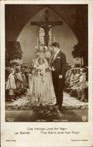 Ak Schauspieler Lien Dyers u. Wilhelm Dieterle, Film Die Heilige und ihr Narr, Hochzeit, Traualtar