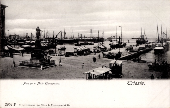 Ak Triest Trieste Friuli Venezia Giulia, Piazza e Molo Giuseppina