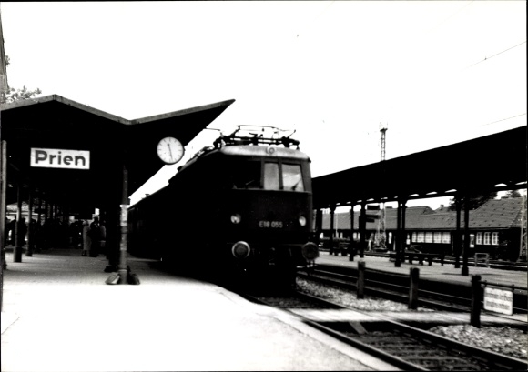 Foto Prien am Chiemsee Oberbayern, Deutsche Eisenbahn, E18055