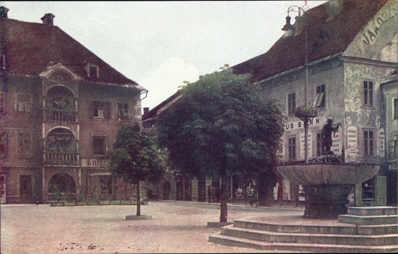 Postcard Sankt Veit an der Glan Carinthia, square with fountain