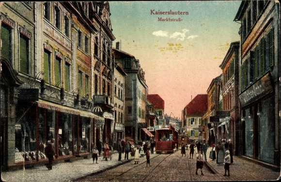 Postcard Kaiserslautern in Rhineland-Palatinate, view of Marktstrasse, tram, passers-by