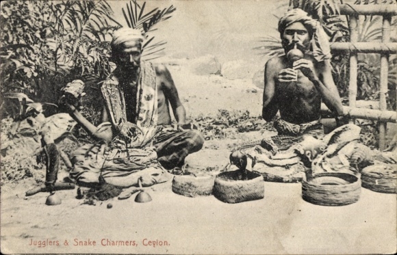 Postcard Ceylon Sri Lanka, Jugglers and Snake Charmers, Snake Charmers