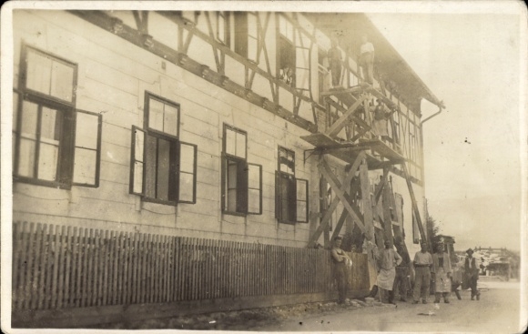 Foto Ak Nürnberg in Mittelfranken, Fachwerkhaus Sulzbacher Str. 11, Firma Haiderbruch, Baugerüst
