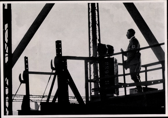 Collective picture factory 15 Adolf Hitler, picture 32, speech to the workforce at Blohm &amp; Voss