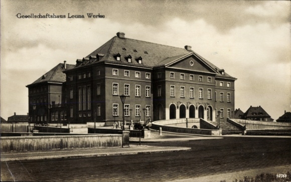 Ak Leuna an der Saale, Gesellschaftshaus Leuna Werke