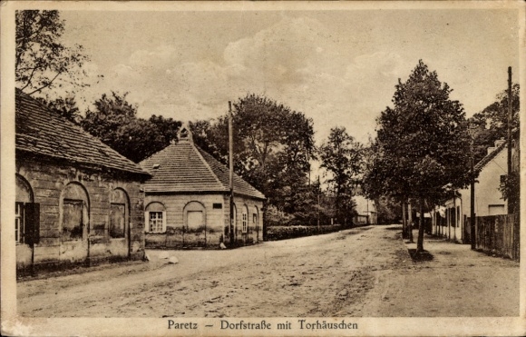 Postcard Paretz Ketzin an der Havel, village street, gatehouse, architecture, rural scene, trees