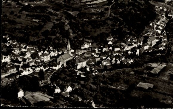 Ak Weidenthal in der Pfalz, Totalansicht, Kirche