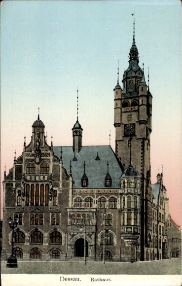 Postcard Dessau in Saxony-Anhalt, Town Hall