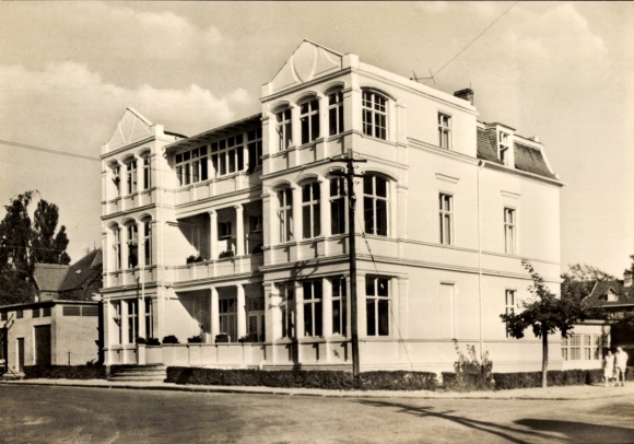 Postcard Ostseebad Bansin on Usedom, impressive building, bright design, street view, sunny...