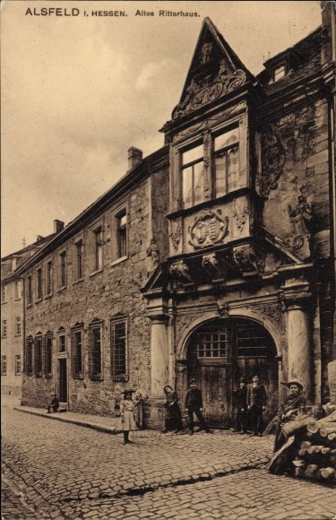 Ak Alsfeld in Hessen, Oud Ridderhuis, kinderen