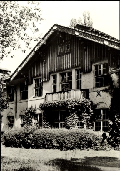 Postcard Sommerfeld Kremmen in Brandenburg, Hellmuth-Ulrici-Clinic, building with balcony, half-timbered style, and