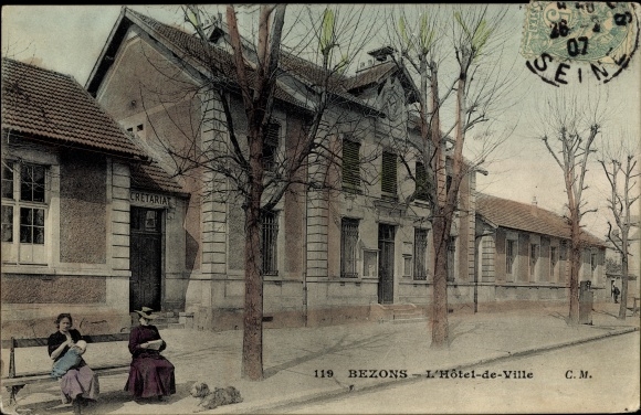 Postcard Bezons Val d&#39;Oise, The Town Hall