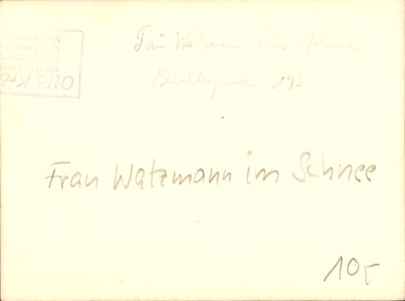 Photo Mrs Watzmann in the snow, snow figure