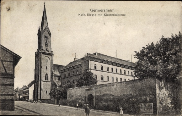 Postcard Germersheim am Rhein, Catholic church, monastery barracks, street scene, exterior view