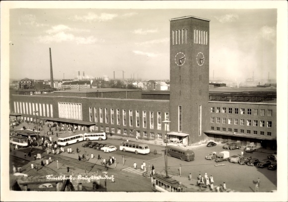 Ak Düsseldorf am Rhein, Hauptbahnhof, Straßenseite
