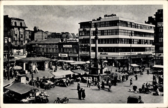 Ak Moravská Ostrava Mährisch Ostrau Region Mährisch Schlesien, Hauptplatz mit Gebäuden und Mar...