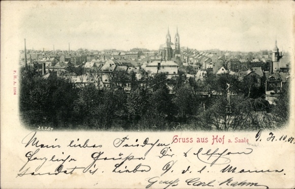 Ak Hof an der Saale Opper-Franken Beieren, stadsgezicht met kerk, heuvellandschap, architectuur