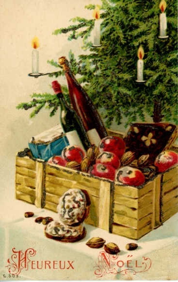 Präge Glitzer Ak Glückwunsch Weihnachten, Tannenbaum, Truhe, Früchte, Sekt