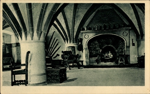 Ak Lauenstein Ludwigsstadt in Oberfranken, Thür. Fränk. Grenzwarte, Rittersaal mit Kaminecke