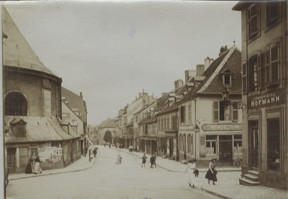 Original photo France, Lorraine, Sarreguemines, national road around 1900