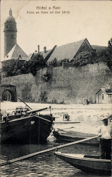 Ak Höchst Frankfurt am Main, Hafenansicht, Schloß, Boote, Person am Ufer