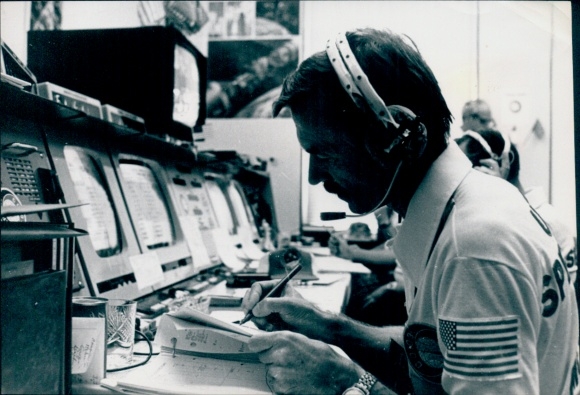 Photo Soyuz-Apollo flight, docking maneuver, Charles Lewis, Soviet Flight Control Center, 1975
