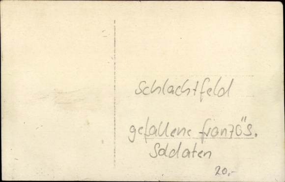 Photo Postcard Fallen French soldiers on the battlefield, WWI