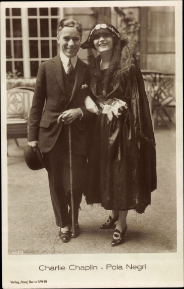 Postcard Actors Charlie Chaplin and Pola Negri, portrait