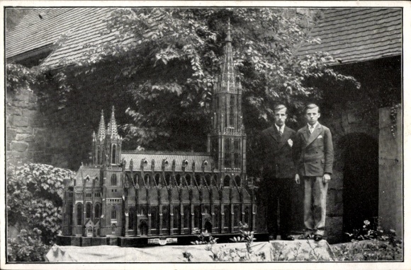 Postcard model Ulm Minster, builder brothers Johann and Wilhelm Dreikausen from Cologne