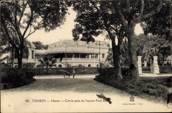 Ak Hanoi Tonkin Vietnam, Cercle près du Square Paul Bert