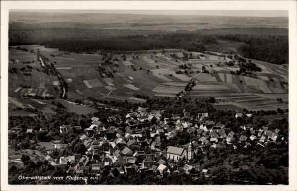 Ak Oberwittstadt Ravenstein in Baden, Luftaufnahme von  ländliche Umgebung, Häuser, Kirche