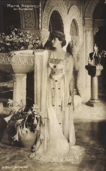 Postcard Crown Princess Maria of Romania, portrait