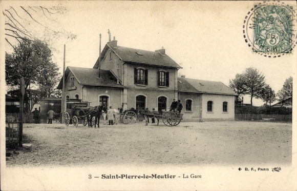 PC Saint Pierre le Moûtier Nièvre, train station