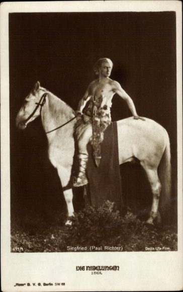 Picture card actor Paul Richter as Siegfried, The Nibelungen, Part 2, Fritz Lang 1924, Ross 6751