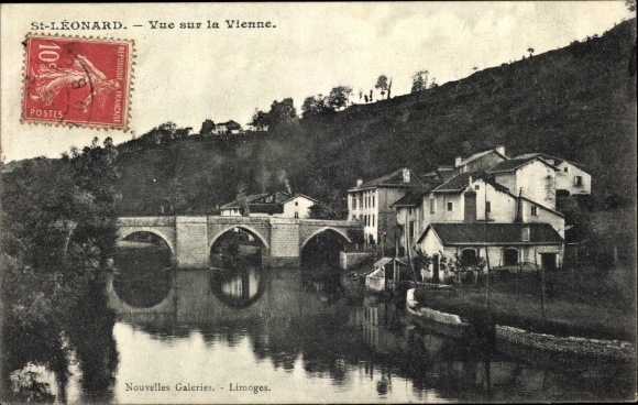 Postcard Saint Léonard de Noblat Haute Vienne, la Vienne, Brücke