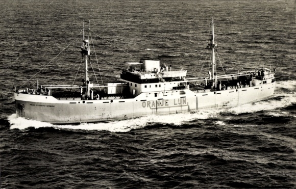 Ak stoomboot MS Prins Frederik Hendrik op zee, Oranje Lijn