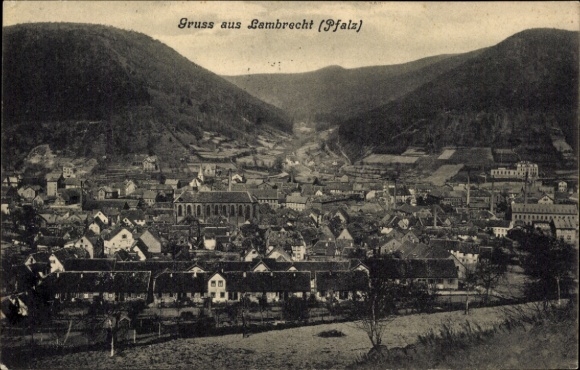 Postcard Lambrecht in the Palatinate, view of Lambrecht with buildings, hills, forest