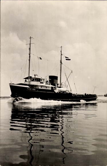 Ak sleepboot MT Rode Zee op volle snelheid, L. Smit & Co.