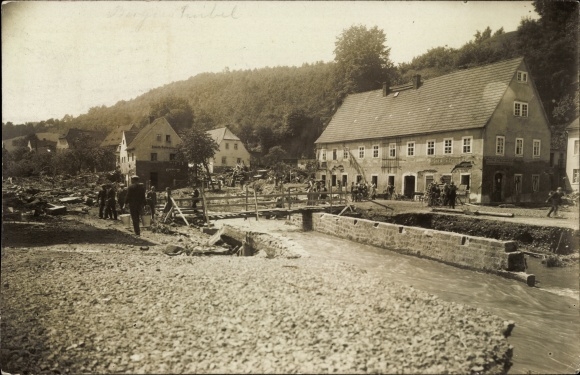 foto Ak Berggiesshübel in Saksen, stadsgezicht, overstroming 1927