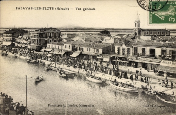 Postcard Palavas les Flots Hérault, general view