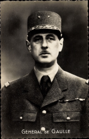 Postcard General Charles de Gaulle, President of the Republic 1959 to 1969