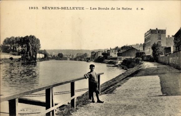 Postcard Sèvres-Bellevue Hauts de Seine, Les Bords de la Seine
