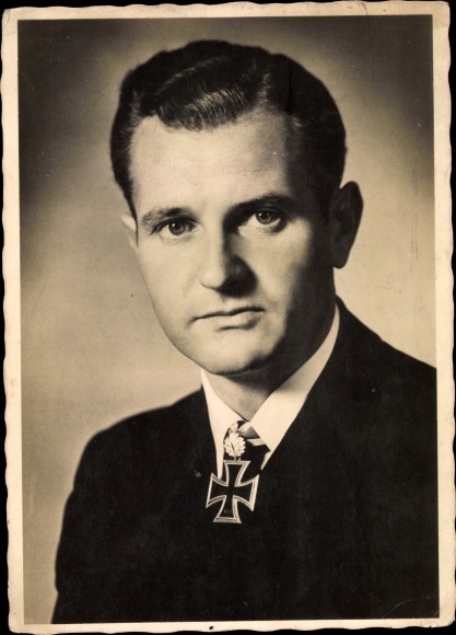 Ak Ritterkreuzträger Kapitänleutnant Bleichrodt, Portrait
