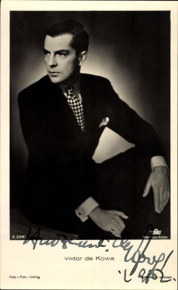 Ak Schauspieler Viktor de Kowa, Portrait im Anzug, Autogramm
